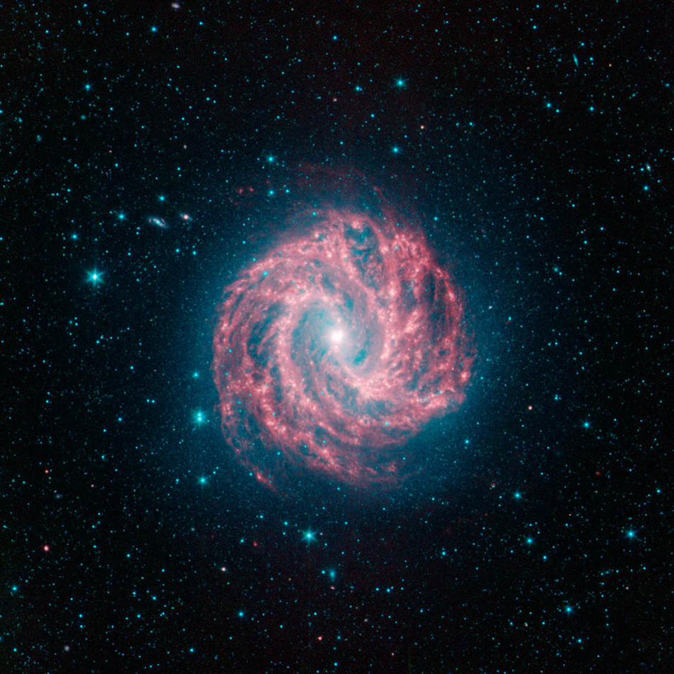 Southern Pinwheel Galaxy (M83) infrared 2