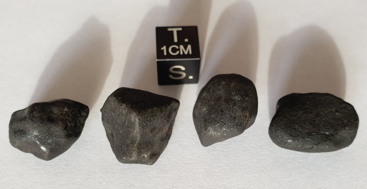 4 Chelyabinsk Meteorites - 19.61 g in Total