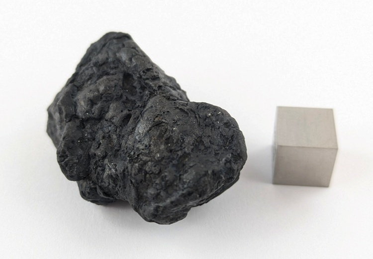 Chelyabinsk IMB 35.59 g