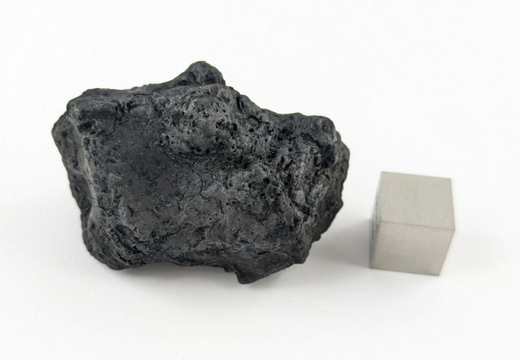 Chelyabinsk IMB 35.59 g