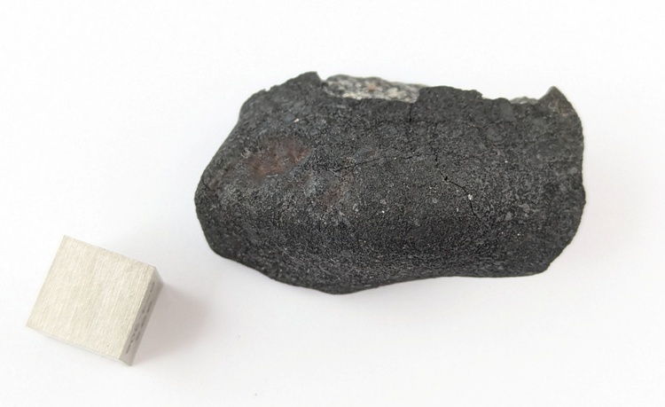 Chelyabinsk 29.1 g meteorite Chelyabinsk 29.1 g